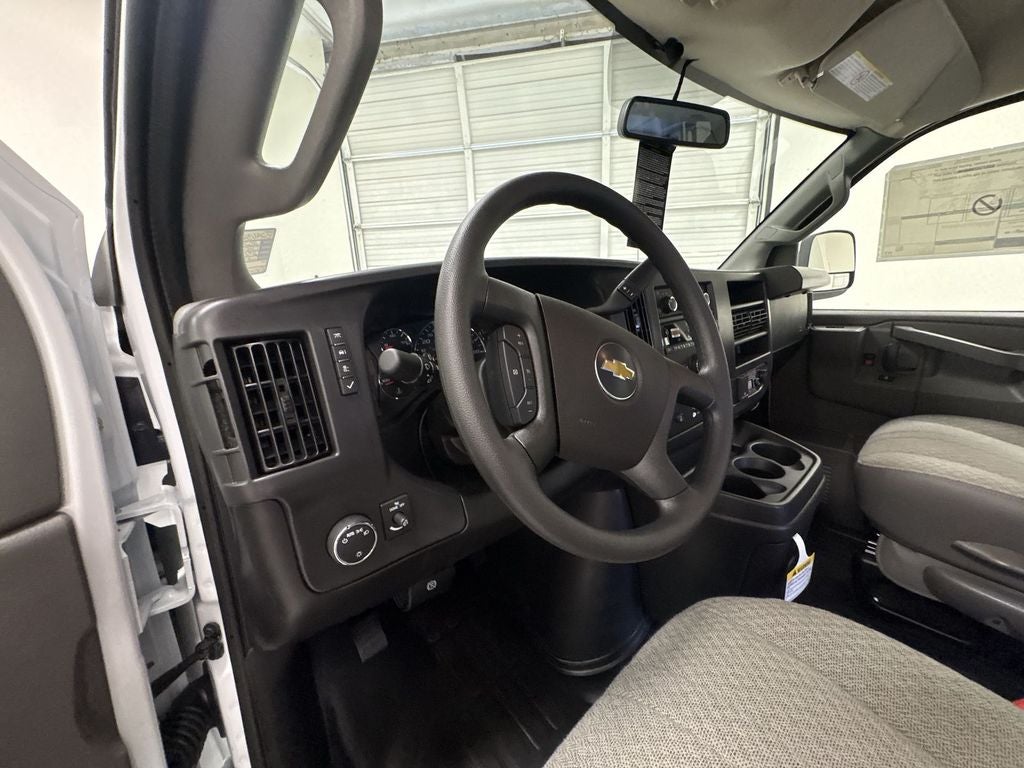 2026 Chevrolet Express Cargo Work Van - Photo 10