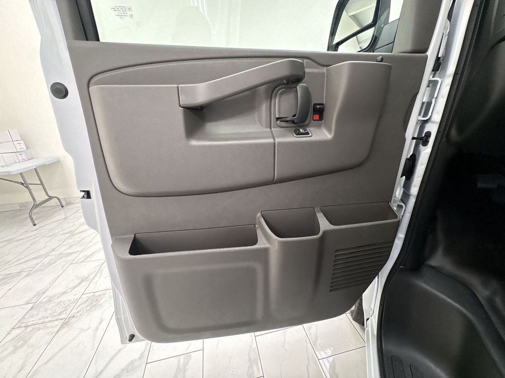 2026 Chevrolet Express Cargo Work Van - Photo 23