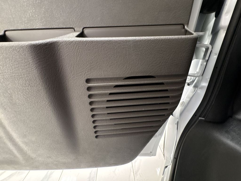 2026 Chevrolet Express Cargo Work Van - Photo 25