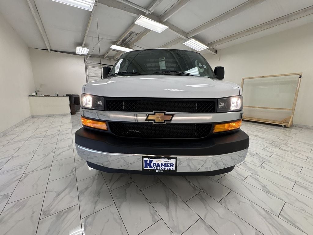 2026 Chevrolet Express Cargo Work Van - Photo 32