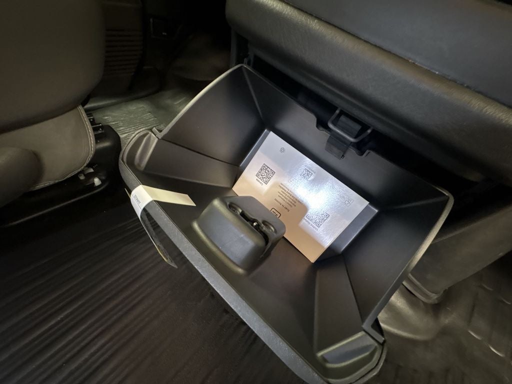 2026 Chevrolet Express Cargo Work Van - Photo 36