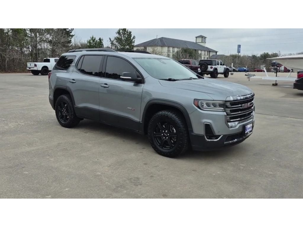 2023 GMC Acadia AT4