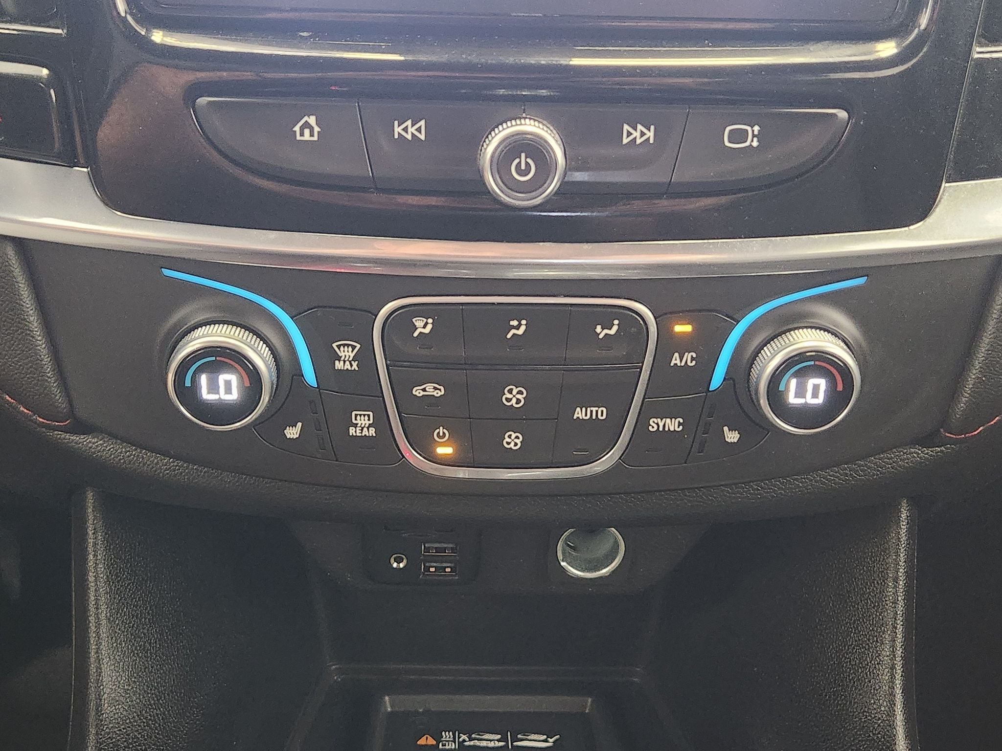 2024 Chevrolet Traverse Limited RS
