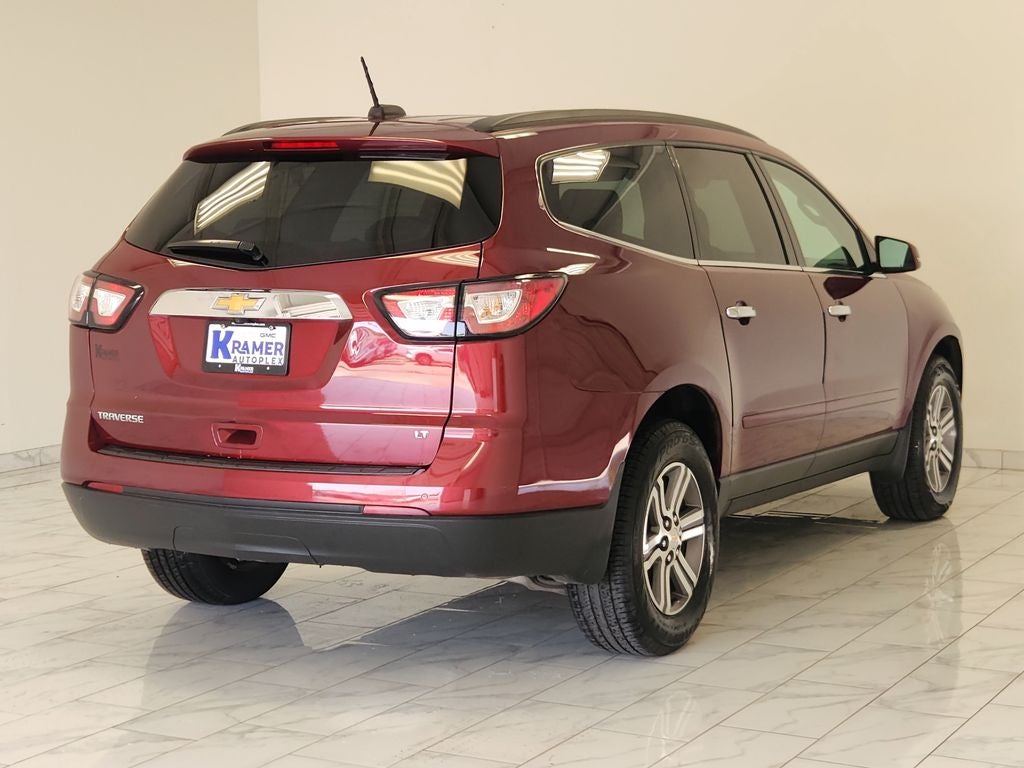 2017 Chevrolet Traverse LT