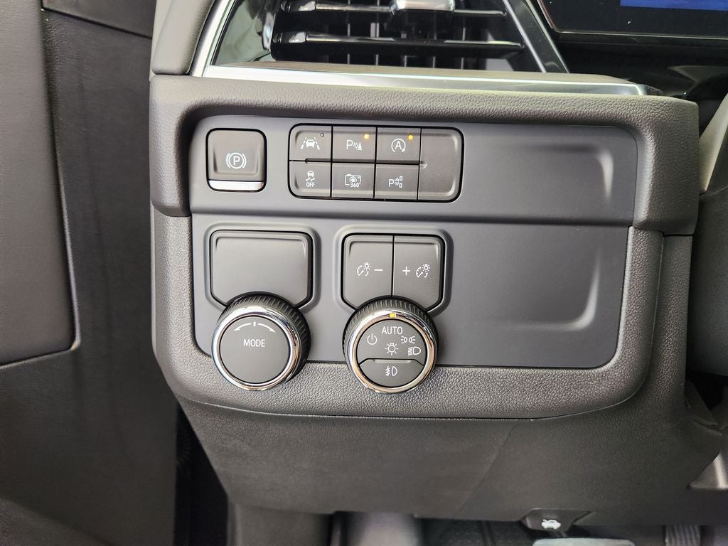 2026 Chevrolet Tahoe LT - Photo 21