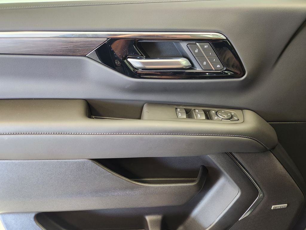 2026 Chevrolet Tahoe LT - Photo 22