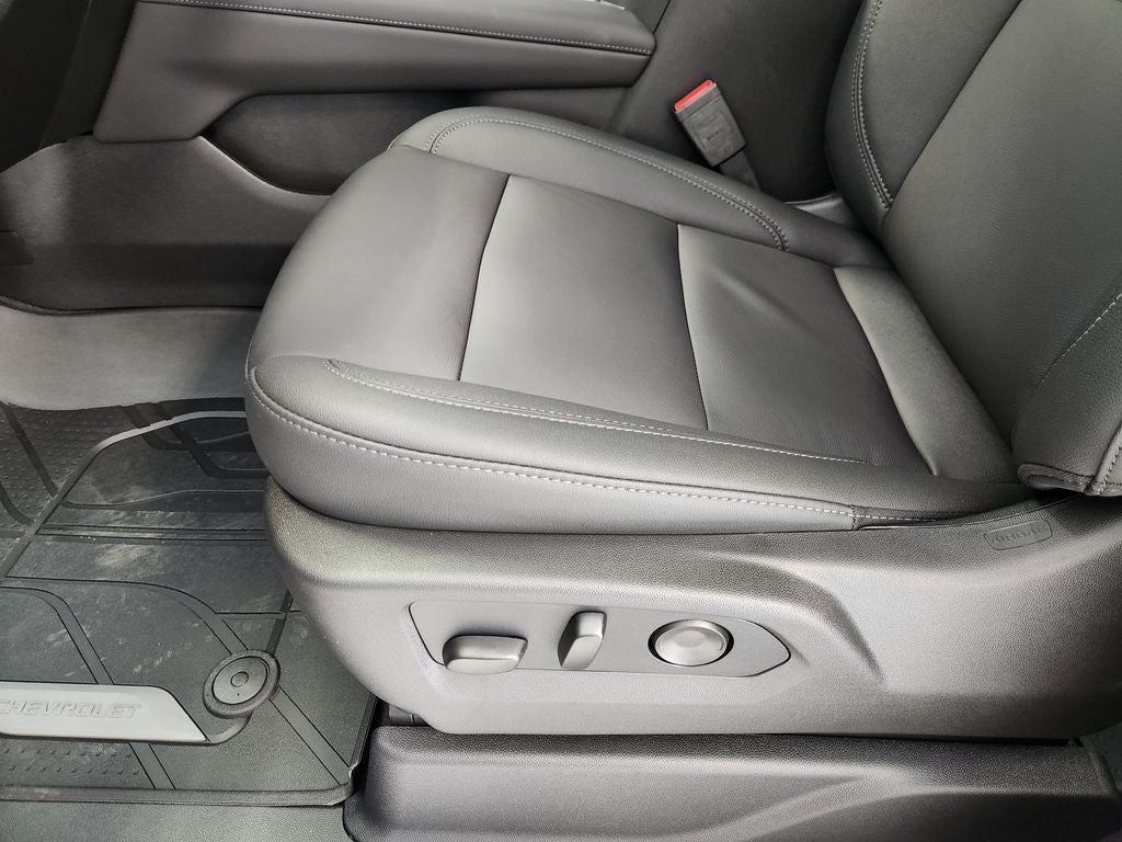 2026 Chevrolet Tahoe LT - Photo 23