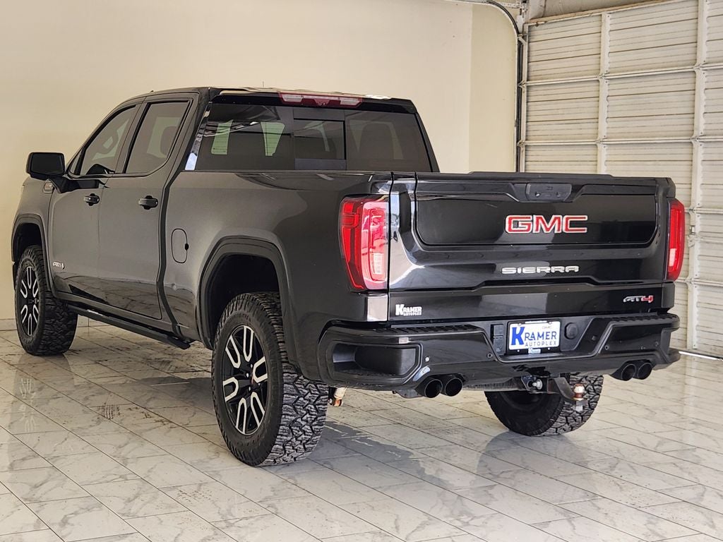2023 GMC Sierra 1500 AT4