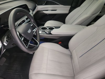 2024 Cadillac LYRIQ Luxury 1