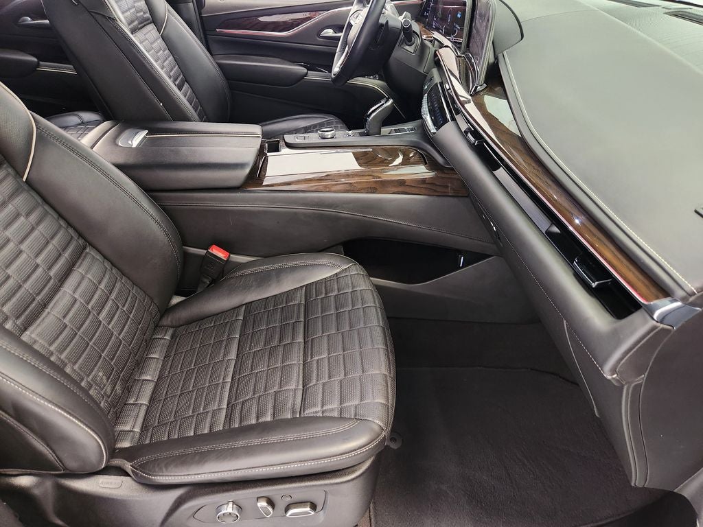 2024 Cadillac Escalade Sport Platinum