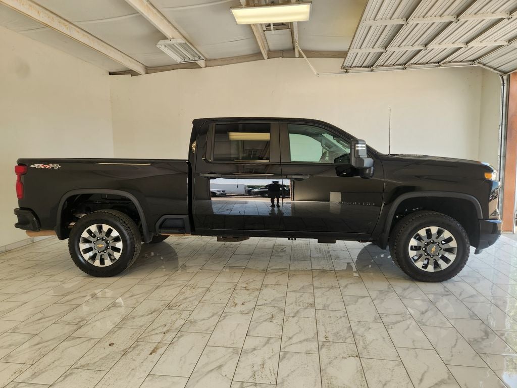 2024 Chevrolet Silverado 2500 HD Custom