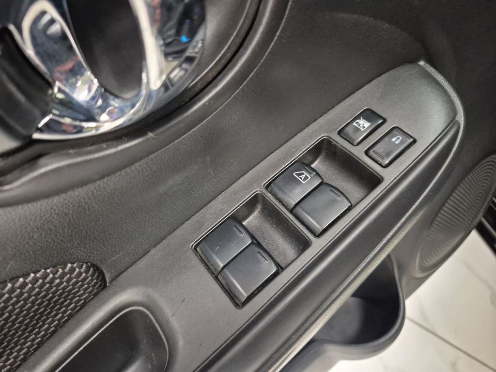 2017 Nissan Versa 1.6 S