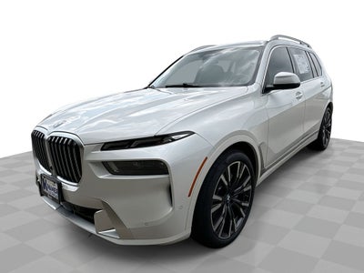2025 BMW X7 xDrive40i