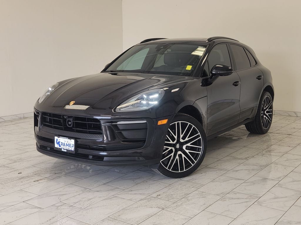 2022 Porsche Macan 4DR AWD