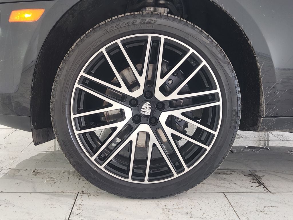 2022 Porsche Macan 4DR AWD