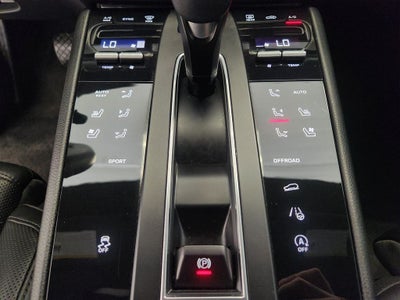2022 Porsche Macan 4DR AWD