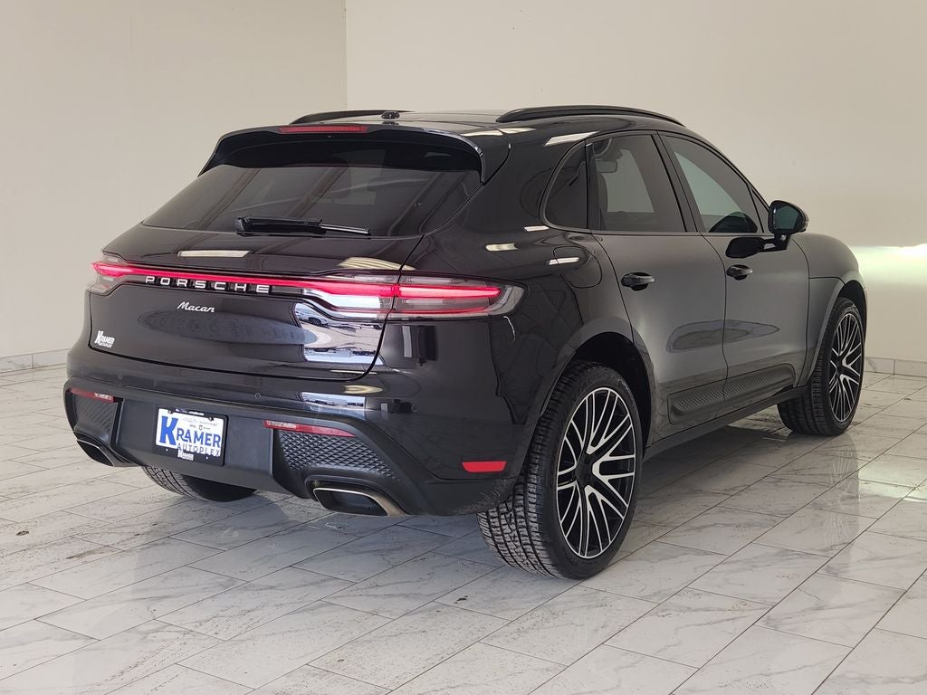 2022 Porsche Macan 4DR AWD