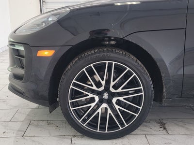 2022 Porsche Macan 4DR AWD