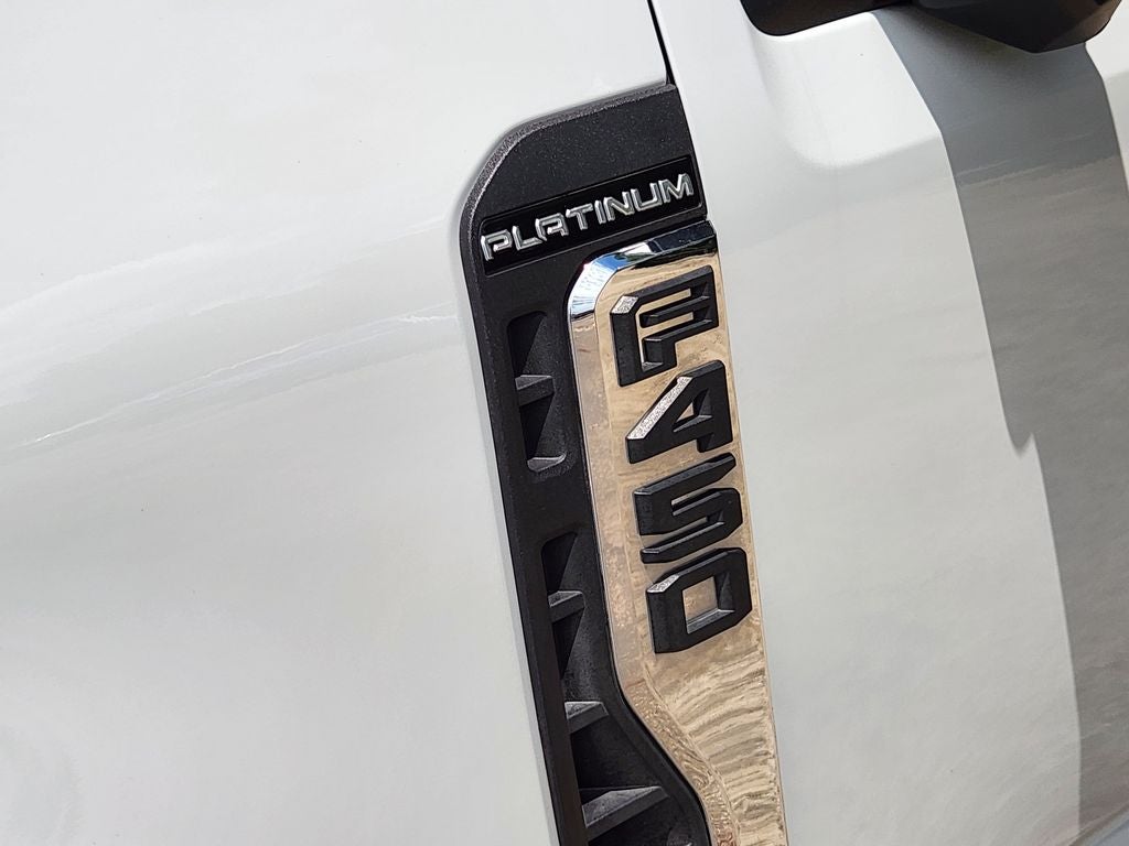 2026 Ford F-450 Platinum