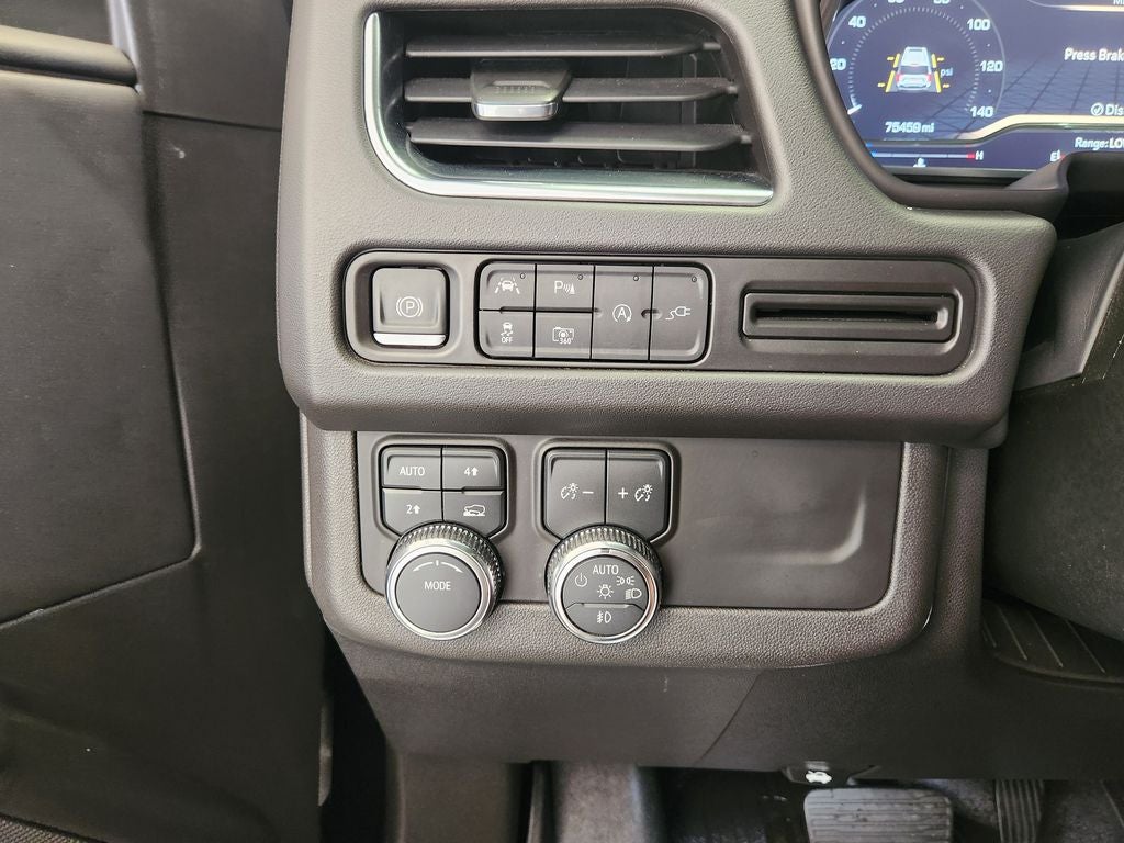 2022 GMC Yukon SLT