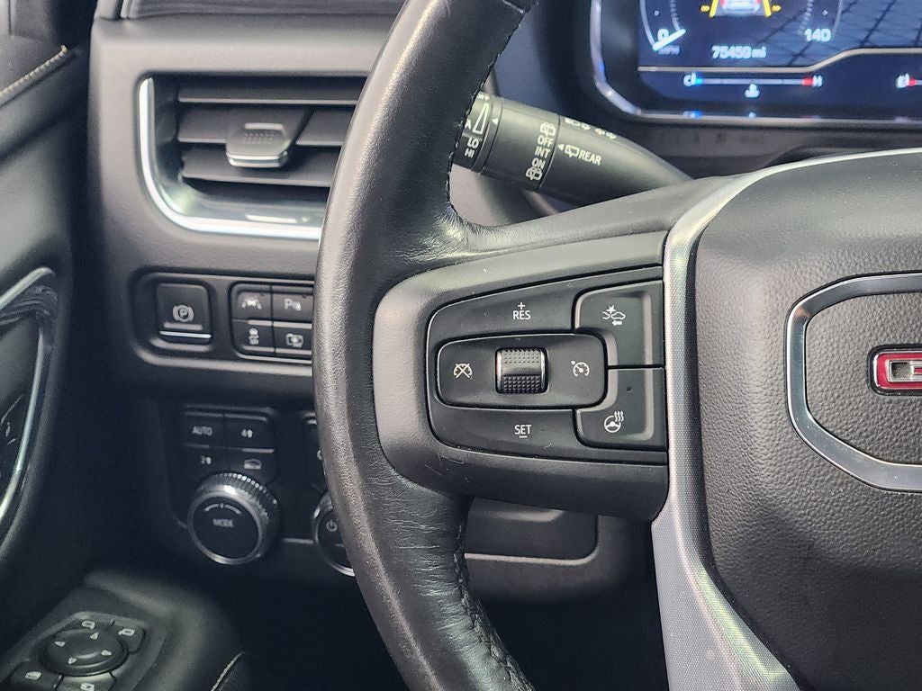 2022 GMC Yukon SLT