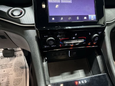 2023 Jeep Grand Cherokee L Altitude 4x2