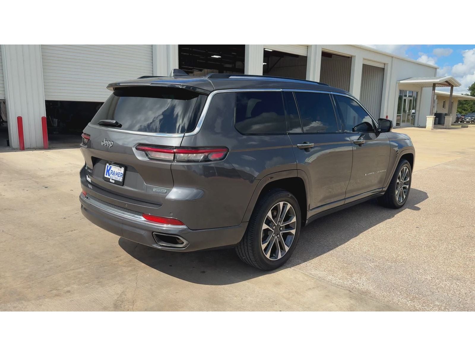 2022 Jeep Grand Cherokee L Overland 4x4