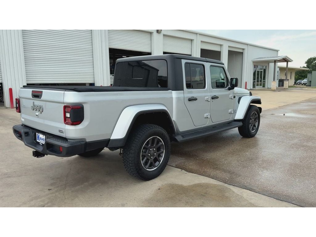 2022 Jeep Gladiator Overland