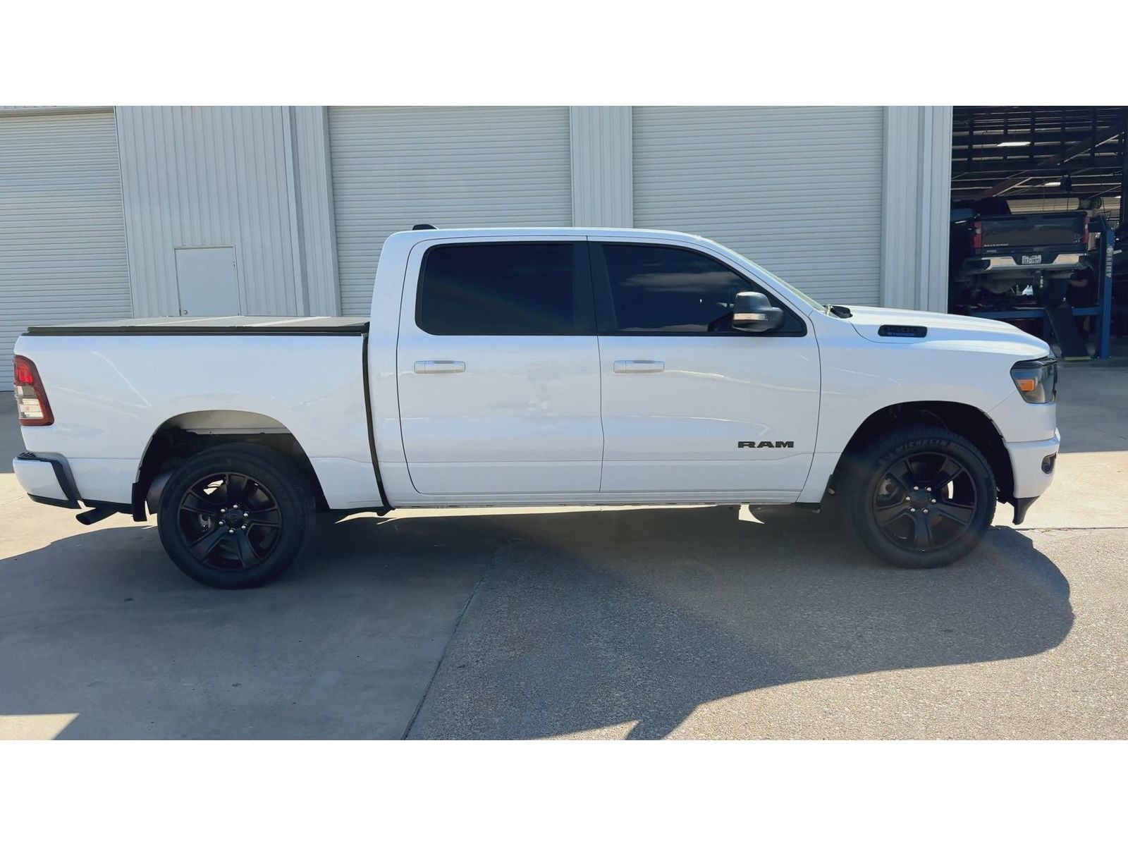 2022 RAM 1500 Lone Star Crew Cab 4x4 5'7" Box