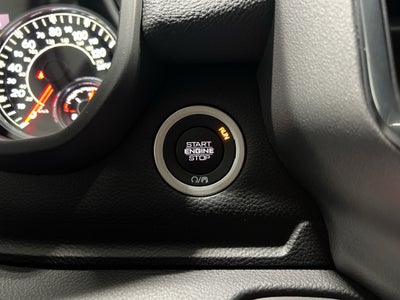 2025 RAM 1500 Laramie Crew Cab 4x4 5'7" Box