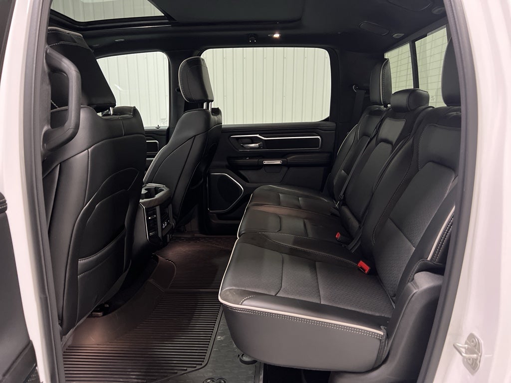 2025 RAM 1500 Laramie Crew Cab 4x4 5'7" Box