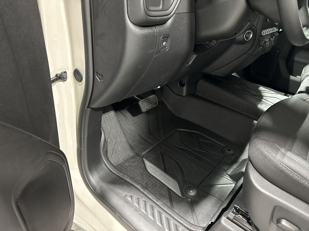 2026 Chevrolet Silverado 1500 Custom - Photo 10