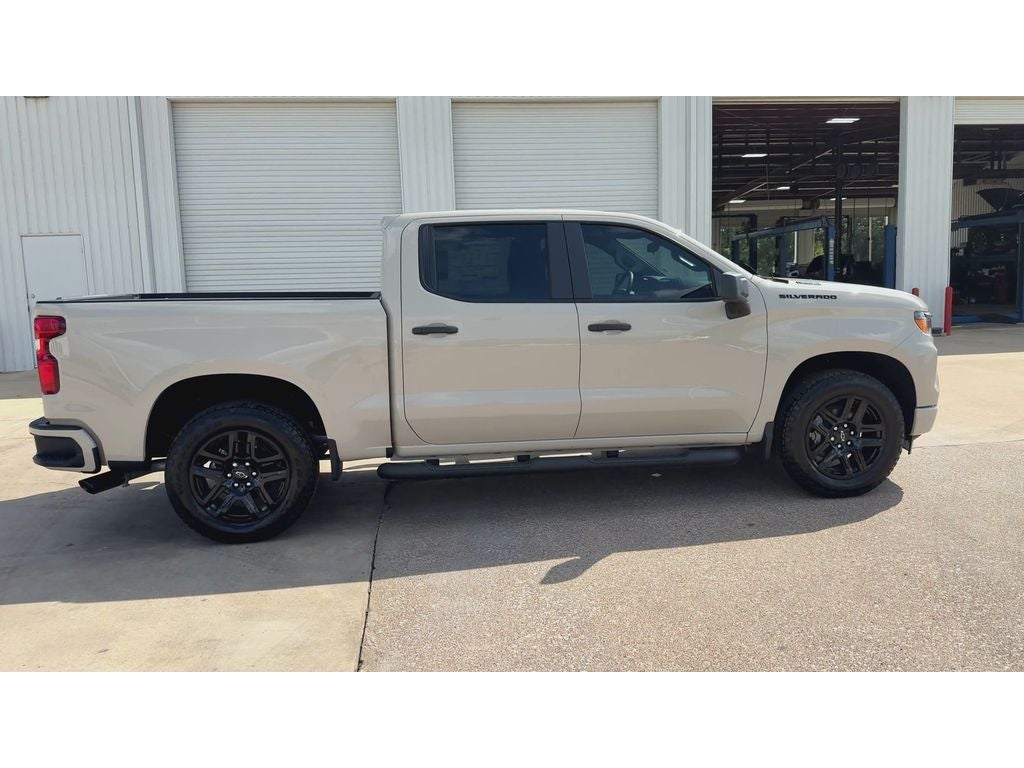 2026 Chevrolet Silverado 1500 Custom - Photo 9