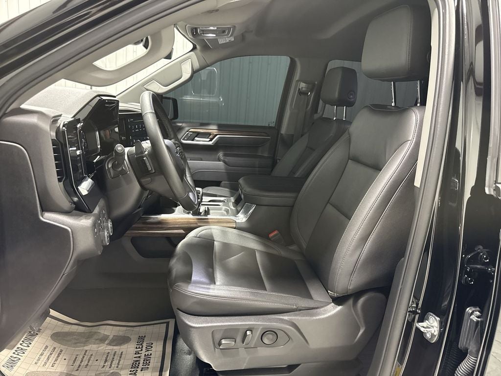 2025 Chevrolet Silverado 1500 RST