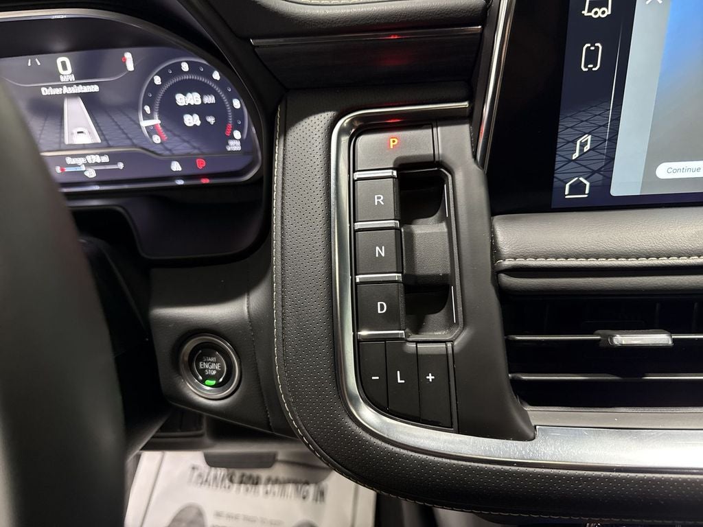 2023 GMC Yukon XL SLT