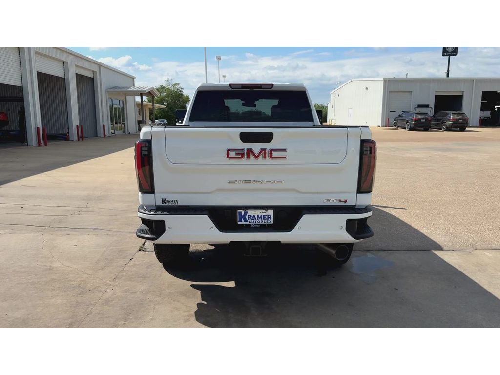 2025 GMC Sierra 2500 HD AT4
