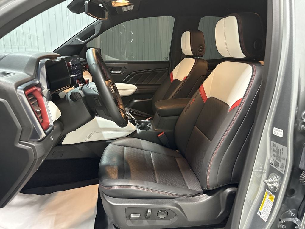 2024 GMC Canyon AT4X