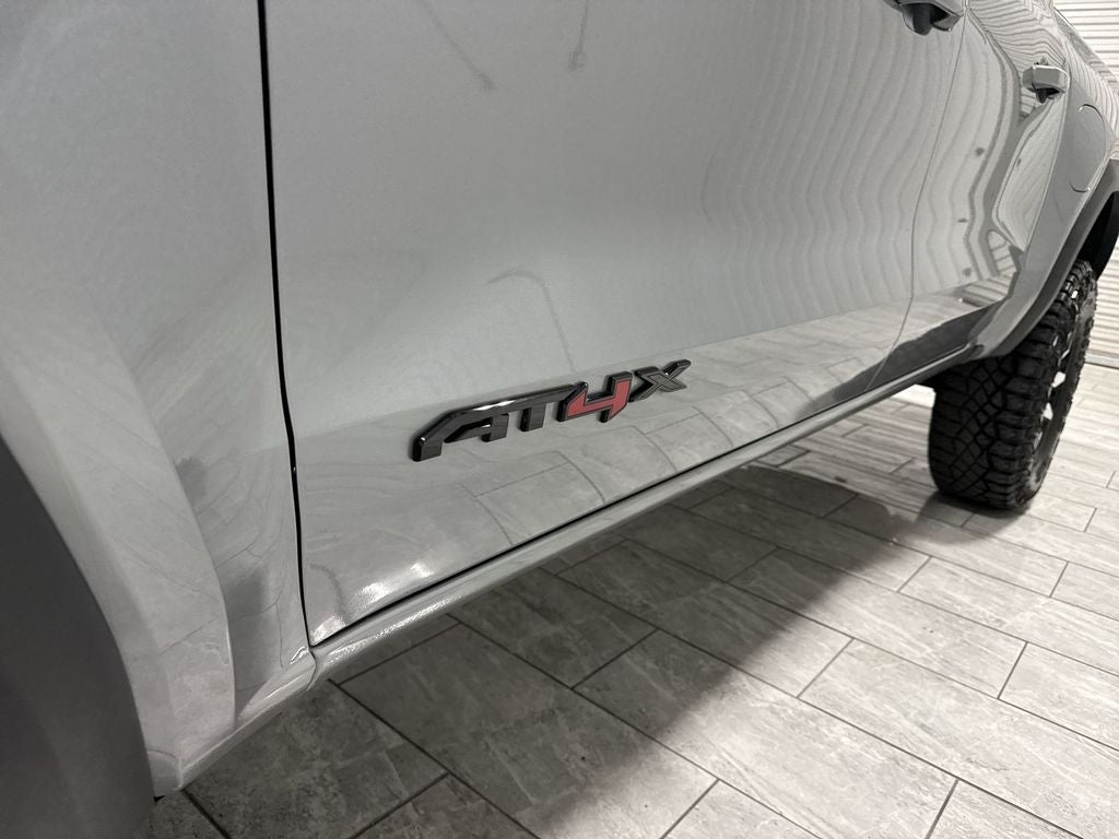 2024 GMC Canyon AT4X