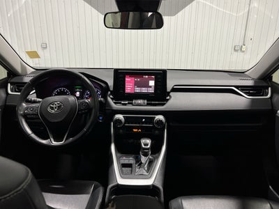 2020 Toyota RAV4 XLE Premium