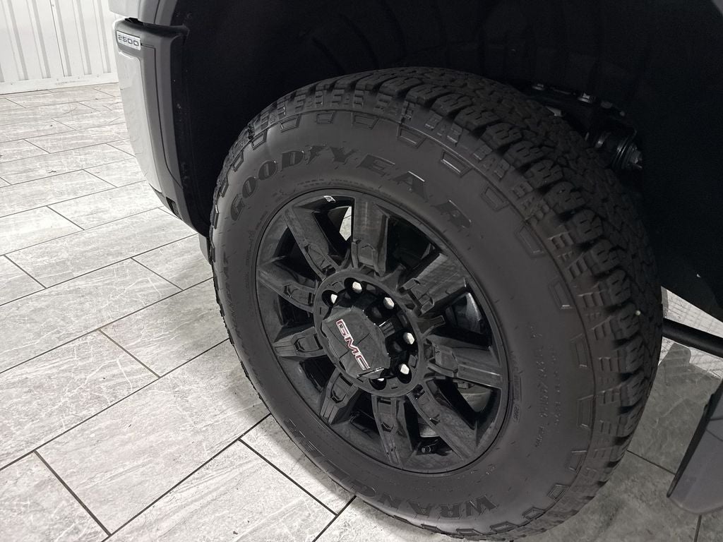 2025 GMC Sierra 2500 HD AT4